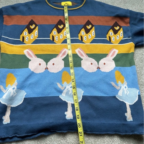 Vintage Ms and Dn 90s Disney Alice in Wonderland and Her Rabbit Sweater - Picture 7 of 7